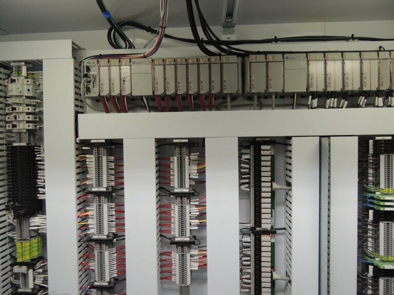 Automate Modicon M221 : premiers pas en OT