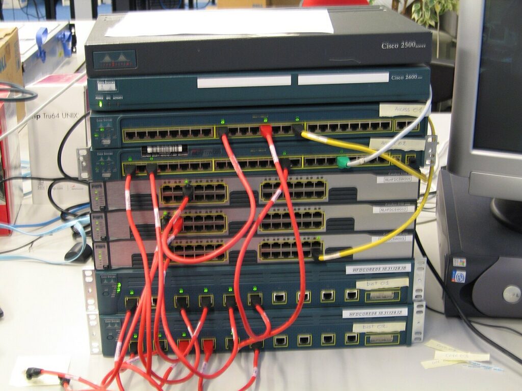 VTP : synchroniser les VLANs entre plusieurs switches (et éviter le piège classique)